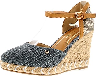 Wrangler Wedges: Must-Haves on Sale at 