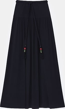 We found 300+ Knee-Length Skirts perfect for you. Check them out 
