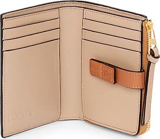 Slim zip bifold wallet in soft grained calfskin Light Caramel/Pecan - LOEWE