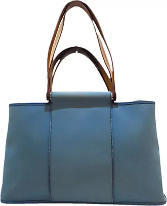 Ce sac de luxe à 2500 euros, si stylé mais si petit qu'on ne met rien  dedans, s'arrache chez les it-girls - Voici