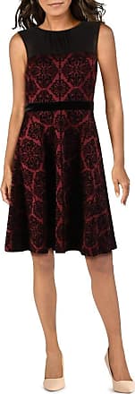 Gabby Skye Womens Sleeveless Round Neck Printed Velvet Scuba Fit & Flare Dress, Wine/Black, 6