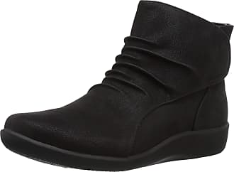 clarks ladies tan ankle boots