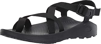 mens chacos shoes