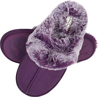 nike fluffy slippers