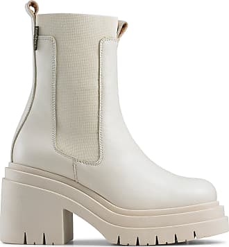 4 ways to wear the white boots trend | Stylight