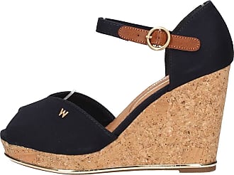 Wrangler Wedges: Must-Haves on Sale at 