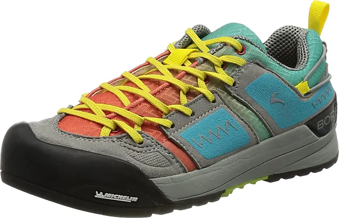 Boreal orders trekking shoes