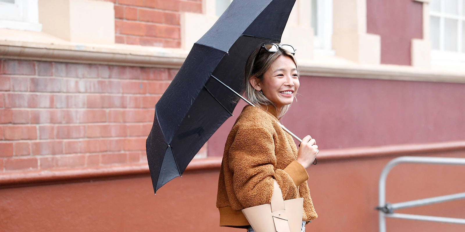 6 Super Outfits für den Frühling bei Regen! | Stylight