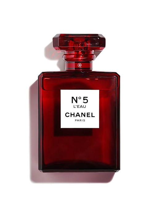 Chanel No 5 Der Klassiker Duft Hullt Sich Jetzt In Rot Stylight