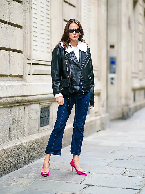 Your Guide To (the still trending yet difficult to wear) Cropped Flare Jeans  