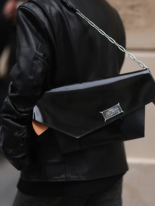 Maison Margiela medium Snatched Classique shoulder bag - Neutrals