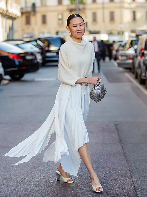 How to wear a white summer dress in fall