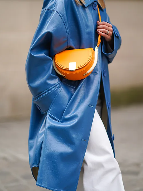 2022 New Crossbody Bags Purses Cute Half Moon Heart Trendy Fashion
