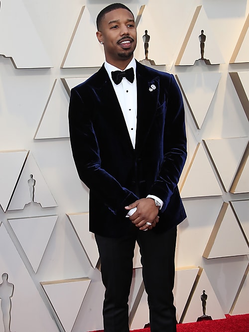 Brioni on X: The legend @samuelljackson at the 89th Academy Awards wearing  a #Brioni bespoke blue velvet tuxedo and silk bow tie   / X
