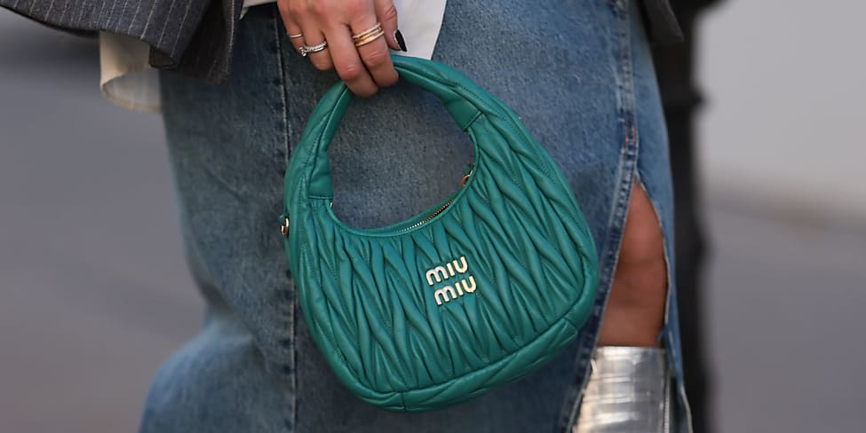 Kendall Jenner Is Making This '90s Hobo Bags Popular Again