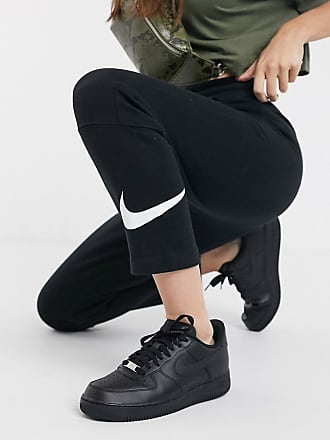 nike black essentials slim sweatpants