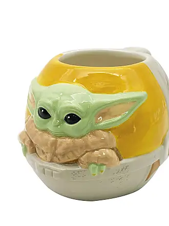 Zak Designs Star Wars The Mandalorian Vacuum Insulated Stainless Steel  Lynden Wrap Tumbler (Baby Yoda/The Child, 28 oz, BPA-Free) 