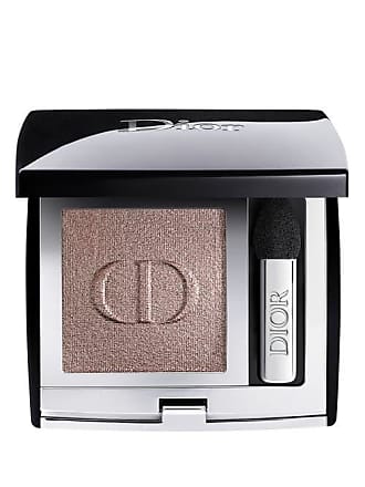 Dior Master-Your-Makeup Merchandising – Fixtures Close Up