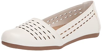 Easy Street Womens Isha Ballet Flat, White, 8.5 Narrow