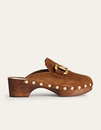 COTTAGE CLOG CHESTNUT in 2023  Suede clogs, Fashion shoes, Clogs