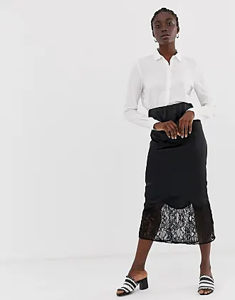 The slip skirt is the new trend that It-girls are wearing