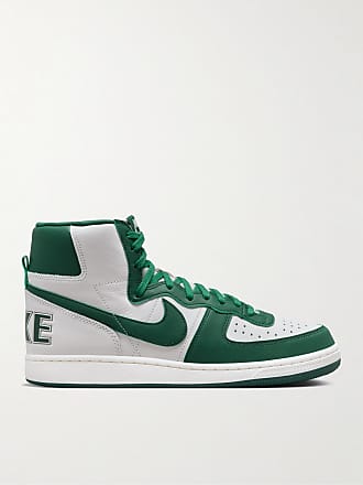 Schuhe in Grün Nike bis −45% |