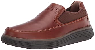 clarks mens black slip on shoes