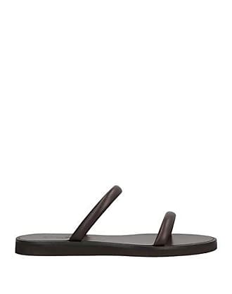 Emporio Armani Sandals: sale up to −81% | Stylight