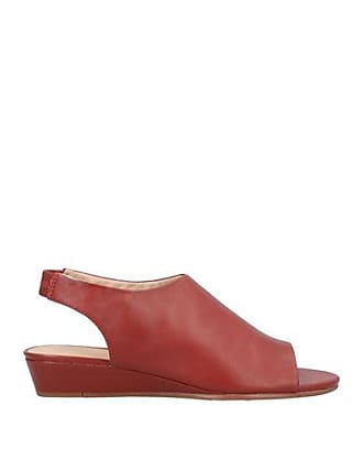 Paraíso contenido Persona Clarks: Red Sandals now up to −61% | Stylight