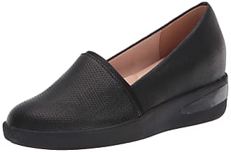 Kenneth Cole Reaction Womens Slip on Sneaker, Black, 10