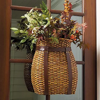 Oval Jute Baskets in Natural