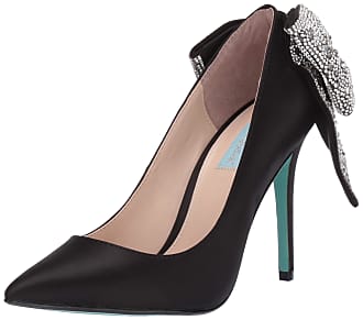 betsey johnson black pumps