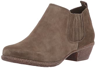 clarks brown ankle boots sale