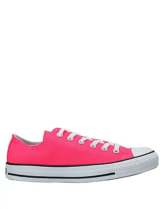 Hot pink low hot sale top converse