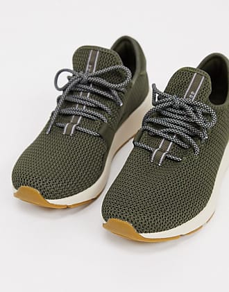 pull and bear running shoes