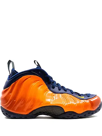 Mens orange best sale nike shoes