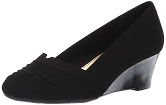 Soft Style Womens Gerdie Pump, Black Faux Suede, 9 M US