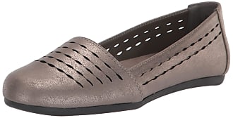 Easy Street Womens Isha Ballet Flat, Pewter, 6.5 Narrow