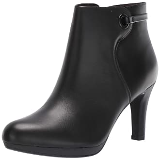 Clarks: Black Boots now up to −40 