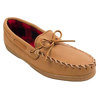 minnetonka men's sheepskin hardsole moccasin slippers