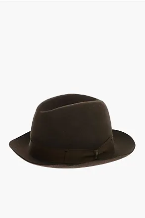 Comment porter un chapeau noir (390 tenues et looks)