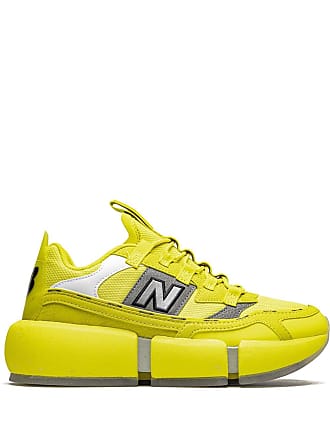 beklimmen krullen Reageren New Balance: Yellow Low Top Sneakers now up to −47% | Stylight
