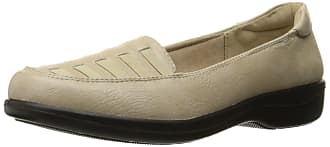 Easy Street Womens Genesis Flat, Beige, 5 M US