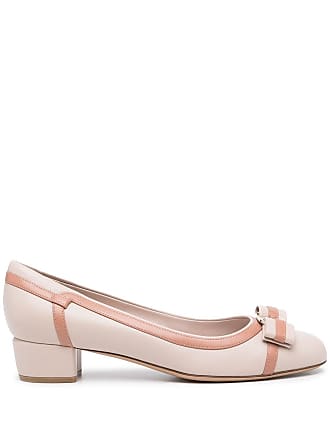 Salvatore Ferragamo Pumps you can't miss: on sale for up to −56 