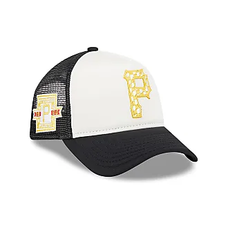 Famous pirate flags' Trucker Cap