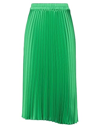 Emerald green will be the hottest colour of 2023 | Stylight