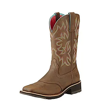Women's Heritage R Toe Western Boots in Distressed Brown, Size: 5.5 B /  Medium Wide} by Ariat