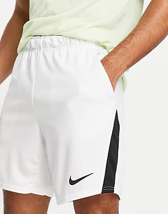 Nike: White Shorts now up to −40% | Stylight