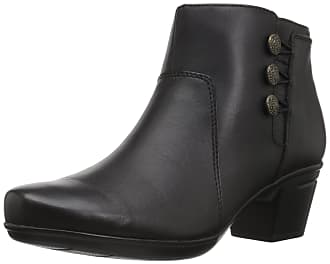 clarks women's ankle boots black leather