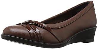 Easy Street Womens Mali Flat, Tan/Patent, 5 M US